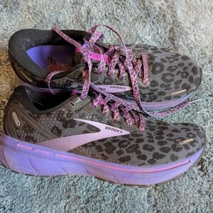 Brooks Purple and Black Athletic Shoes with Leopard Print